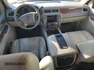 2009 GMC Yukon SLT w/4SB with VIN 1GKFK33049R249433, listed as a Copart auction lot 86924094 with 274,369 mi miles and Salvage Title. Bid and sale history available at carsss.com. Image 8.