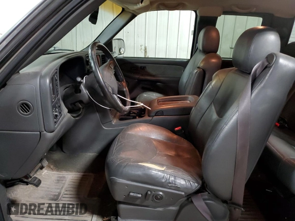 2003 GMC Sierra 1500 SLT z VIN 2GTEK19T731294136, wystawiony jako Copart lot #52197285 z przebiegiem 131 232 mil mil oraz Nie do naprawy • Non repairable. Historia ofert i sprzedaży dostępna na DreamBid. Obrazek 7.