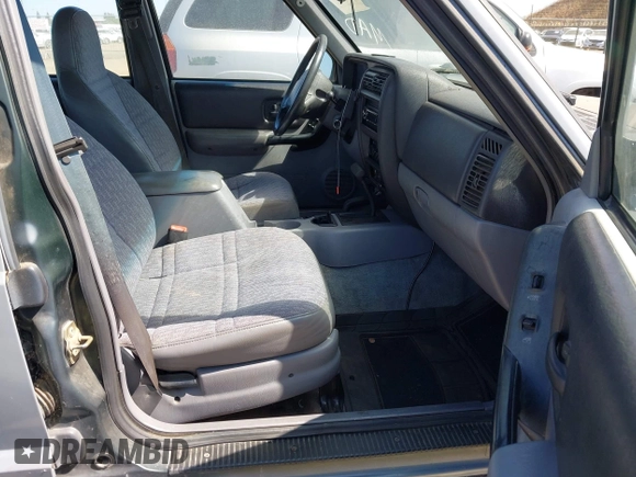 1997 Jeep Cherokee Sport with VIN 1J4FJ68SXVL523204, listed as a IAAI auction lot 42619498 with 270,262 mi miles and . Bid and sale history available at DreamBid. Image 5.