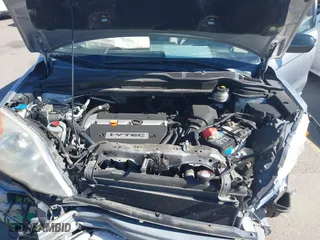 2007 Honda CR-V EX with VIN JHLRE38547C069537, listed as a IAAI auction lot 41685271 with 87,954 mi miles. Bid and sale history available at carsss.com. Image 10.