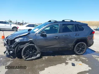2022 Toyota RAV4 Hybrid SE with VIN 4T3T6RFV1NU068121, listed as a IAAI auction lot 42304467 with Not provided miles and . Bid and sale history available at DreamBid. Image 14.