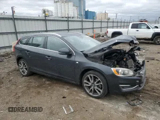 2015 Volvo V60 T5 Premier with VIN YV1612SK2F1221131, listed as a Copart auction lot 43855005 with 0 mi miles and Salvage Title. Bid and sale history available at carsss.com. Image 4.