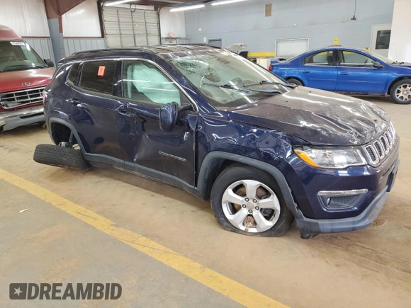 2019 Jeep Compass Latitude with VIN 3C4NJDBB2KT678814, listed as a Copart auction lot 51784175 with Not Provided miles and Salvage Title. Bid and sale history available at DreamBid. Image 4.
