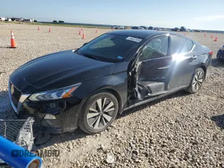 2020 Nissan Altima SV z VIN 1N4BL4DV3LC258678, wystawiony jako Copart lot #54237035 z przebiegiem 77 977 mil mil oraz Szkoda całkowita • Salvage title. Historia ofert i sprzedaży dostępna na DreamBid. Obrazek 1.