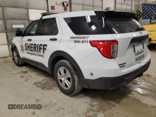 2024 Ford Police Interceptor Utility z VIN 1FM5K8AB7RGA02908, wystawiony jako Copart lot #89098655 z przebiegiem 4 565 mil mil oraz Szkoda całkowita • Salvage title. Historia ofert i sprzedaży dostępna na DreamBid. Obrazek 2.