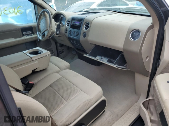 2008 Ford F-150 STX с VIN 1FTRX12W08FB72452, выставлен на аукционе Copart как лот 58893095 с пробегом 210 364 миль миль и Списание • Salvage title. История ставок и продаж доступна на DreamBid. Изображение 8.