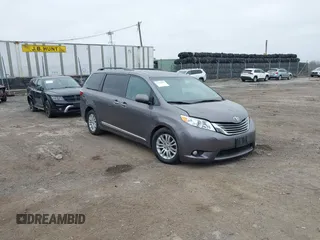 2016 Toyota Sienna XLE with VIN 5TDYK3DCXGS737846, listed as a IAAI auction lot 41782055 with 126,846 mi miles. Bid and sale history available at carsss.com. Image 1.