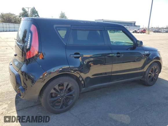 2016 Kia Soul + z VIN KNDJP3A51G7247699, wystawiony jako Copart lot #49346785 z przebiegiem 90 399 mil mil oraz Szkoda całkowita • Salvage title. Historia ofert i sprzedaży dostępna na DreamBid. Obrazek 3.