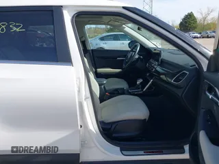 2023 Kia Seltos EX z VIN KNDERCAA3P7459805, wystawiony jako IAAI lot #42192832 z przebiegiem 11 833 mil mil oraz . Historia ofert i sprzedaży dostępna na DreamBid. Obrazek 5.