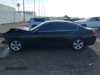 2012 BMW 5 Series 528i with VIN WBAXG5C56CDW92337, listed as a IAAI auction lot 41760655 with 132,272 mi miles. Bid and sale history available at carsss.com. Image 15.