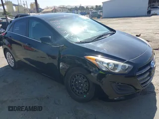 2016 Hyundai Elantra z VIN KMHD35LH3GU276839, wystawiony jako IAAI lot #42224936 z przebiegiem 72 333 mil mil oraz . Historia ofert i sprzedaży dostępna na DreamBid. Obrazek 1.