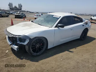 2017 Dodge Charger SXT with VIN 2C3CDXHG4HH666804, listed as a Copart auction lot 61845014 with 92,372 mi miles and Salvage Title. Bid and sale history available at carsss.com. Image 1.