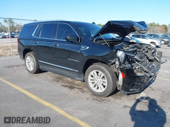 2021 GMC Yukon SLT with VIN 1GKS1BKD0MR199154, listed as a IAAI auction lot 41654239 with 105,357 mi miles. Bid and sale history available at carsss.com. Image 1.