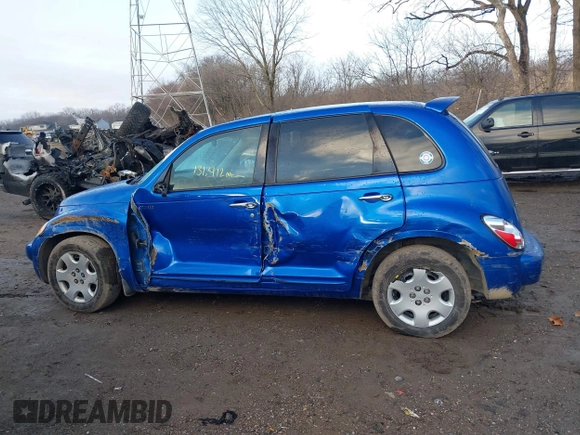 2004 Chrysler PT Cruiser z VIN 3C4FY48B54T329785, wystawiony jako IAAI lot #41206864 z przebiegiem 131 412 mil mil oraz . Historia ofert i sprzedaży dostępna na DreamBid. Obrazek 14.