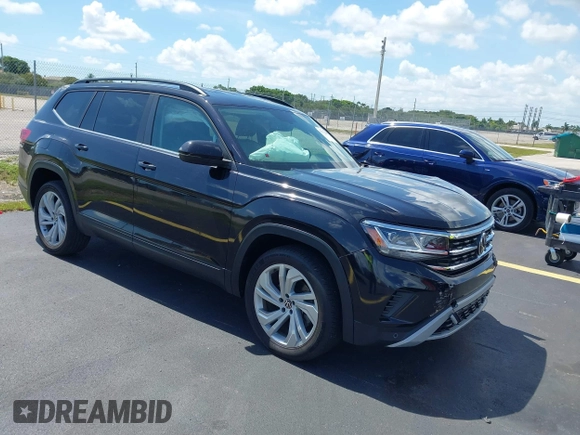 2021 Volkswagen Atlas SE with VIN 1V2WR2CA1MC607768, listed as a IAAI auction lot 42518885 with 49,286 mi miles and . Bid and sale history available at DreamBid. Image 1.