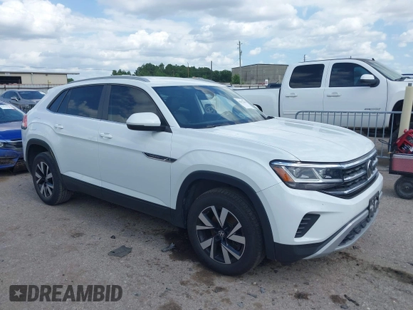 2020 Volkswagen Atlas SE with VIN 1V23C2CA1LC201332, listed as a IAAI auction lot 42372103 with 81,424 mi miles and . Bid and sale history available at DreamBid. Image 1.