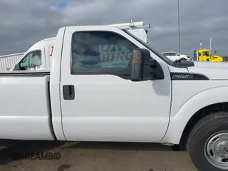 2015 Ford Super Duty F-250 SRW XL with VIN 1FTBF2A68FEC88285, listed as a IAAI auction lot 41449628 with 109,242 mi miles. Bid and sale history available at carsss.com. Image 14.