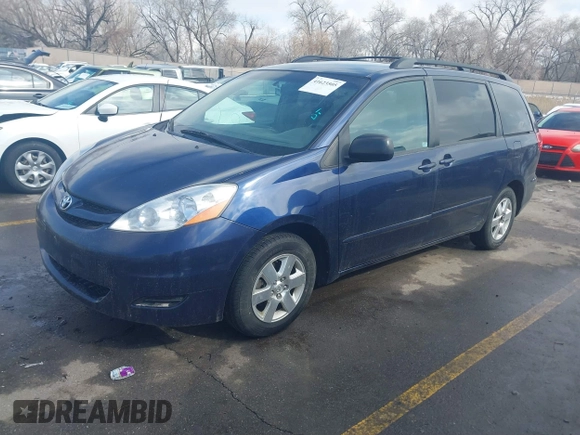 2007 Toyota Sienna CE with VIN 5TDZK23C57S087629, listed as a IAAI auction lot 41623505 with 233,638 mi miles and . Bid and sale history available at DreamBid. Image 2.