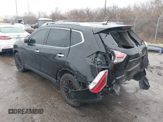 2016 Nissan Rogue SL with VIN 5N1AT2MT1GC850588, listed as a IAAI auction lot 38319626 with 116,748 mi miles. Bid and sale history available at carsss.com. Image 3.
