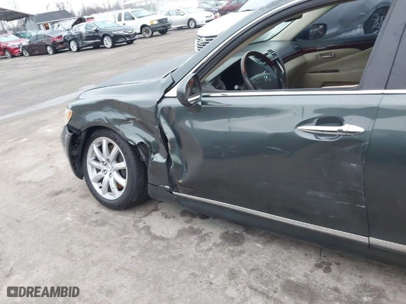 2009 Lexus LS 460 with VIN JTHCL46F895002634, listed as a IAAI auction lot 41345700 with NaN miles. Bid and sale history available at carsss.com. Image 17.