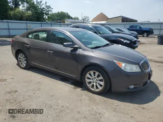 2013 Buick LaCrosse Leather with VIN 1G4GC5GR3DF195680, listed as a Copart auction lot 60869385 with 105,421 mi miles and Clean title. Bid and sale history available at DreamBid. Image 4.