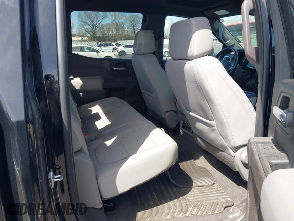 2021 Chevrolet Silverado 1500 LT with VIN 3GCUYDET1MG100713, listed as a IAAI auction lot 41854330 with 92,186 mi miles. Bid and sale history available at carsss.com. Image 8.