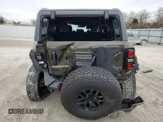 2024 Ford Bronco Raptor z VIN 1FMEE0RR5RLA40316, wystawiony jako Copart lot #85676734 z przebiegiem 7 194 mil mil oraz Szkoda całkowita • Salvage title. Historia ofert i sprzedaży dostępna na DreamBid. Obrazek 6.