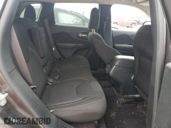 2016 Jeep Cherokee Latitude with VIN 1C4PJMCB1GW220495, listed as a Copart auction lot 53967085 with 185,044 mi miles and Clean Title. Bid and sale history available at DreamBid. Image 11.