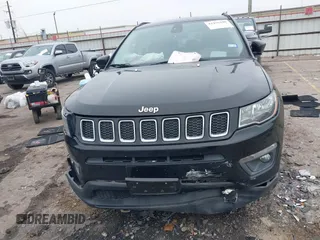 2017 Jeep Compass Latitude с VIN 3C4NJDBB8HT624894, выставлен на аукционе IAAI как лот 41456100 с пробегом 84 873 миль миль и . История ставок и продаж доступна на DreamBid. Изображение 12.