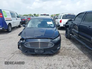 2020 Ford Fusion SE с VIN 3FA6P0HD9LR111430, выставлен на аукционе IAAI как лот 42502201 с пробегом 95 307 миль миль и . История ставок и продаж доступна на DreamBid. Изображение 12.