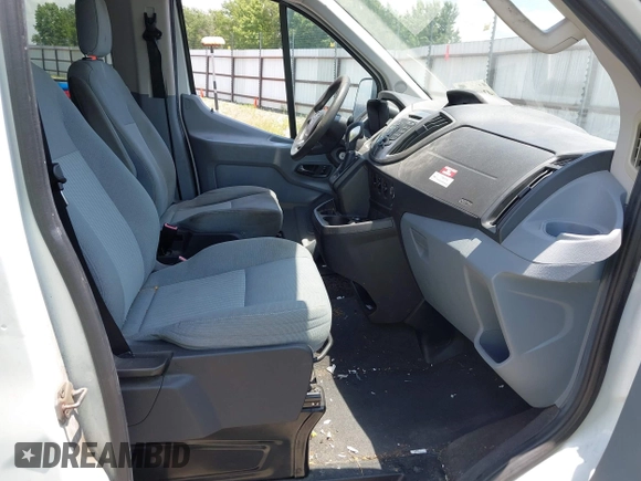 2015 Ford Transit XL z VIN 1FBZX2ZM3FKA54172, wystawiony jako IAAI lot #42601588 z przebiegiem 619 881 mil mil oraz . Historia ofert i sprzedaży dostępna na DreamBid. Obrazek 5.