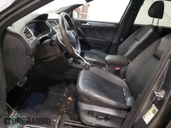 2022 Volkswagen Tiguan SE R-Line Black with VIN 3VV8B7AX3NM095130, listed as a Copart auction lot 88801635 with 49,465 mi miles and Salvage Title. Bid and sale history available at DreamBid. Image 7.