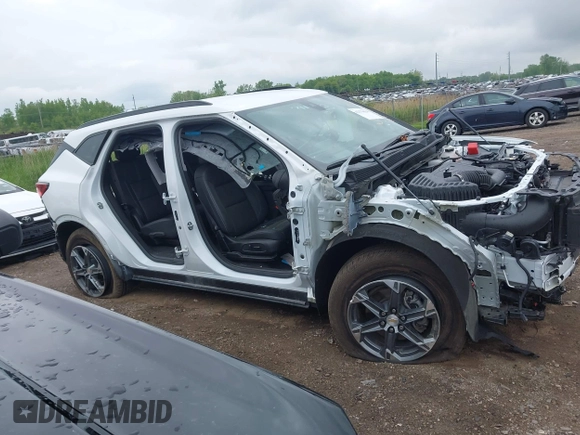 2024 Chevrolet Blazer LT с VIN 3GNKBJR49RS175777, выставлен на аукционе IAAI как лот 42376620 с пробегом 37 570 миль миль и . История ставок и продаж доступна на DreamBid. Изображение 12.