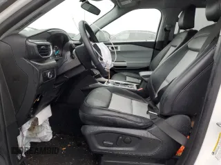 2024 Ford Explorer XLT with VIN 1FMSK8DH6RGA56655, listed as a Copart auction lot 42824575 with 18,789 mi miles and Clean Title. Bid and sale history available at carsss.com. Image 7.