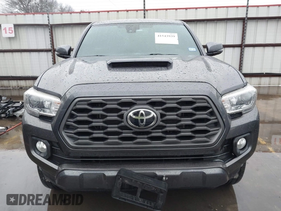 2020 Toyota Tacoma SR5 with VIN 5TFCZ5AN1LX227753, listed as a IAAI auction lot 41543939 with 35,860 mi miles and . Bid and sale history available at DreamBid. Image 12.
