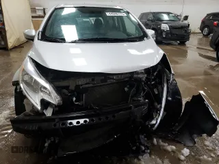 2016 Nissan Note S Plus with VIN 3N1CE2CP1GL404976, listed as a Copart auction lot 44946175 with 139,184 mi miles and Clean Title. Bid and sale history available at DreamBid. Image 5.