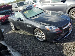 2020 Mercedes-Benz SLC 300 z VIN WDDPK3JA1LF167279, wystawiony jako Copart lot #74850644 z przebiegiem Nie podano mil oraz Szkoda całkowita • Salvage title. Historia ofert i sprzedaży dostępna na DreamBid. Obrazek 4.