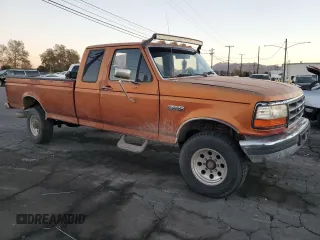 1994 Ford F-250 with VIN 1FTHX25F2RKB78761, listed as a Copart auction lot 85764054 with 223,641 mi miles and Salvage Title. Bid and sale history available at carsss.com. Image 4.