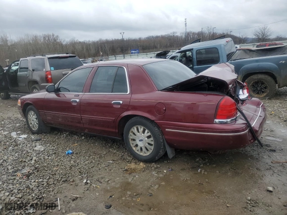 2005 Ford Crown Victoria LX with VIN 2FAFP74W85X136047, listed as a Copart auction lot 82915244 with 155,495 mi miles and Non Repairable. Bid and sale history available at carsss.com. Image 2.