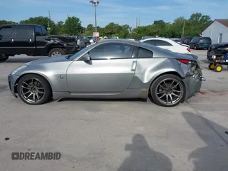 2005 Nissan 350Z Enthusiast with VIN JN1AZ34D85M609056, listed as a IAAI auction lot 42079583 with 203,596 mi miles. Bid and sale history available at carsss.com. Image 14.