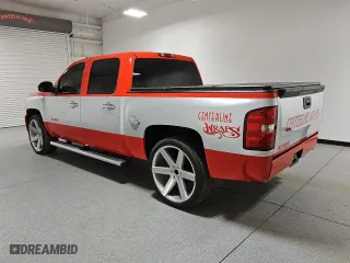 2009 Chevrolet Silverado 1500 LS with VIN 3GCEC13C79G121271, listed as a Copart auction lot 44428185 with 206,007 mi miles and Clean Title. Bid and sale history available at carsss.com. Image 2.
