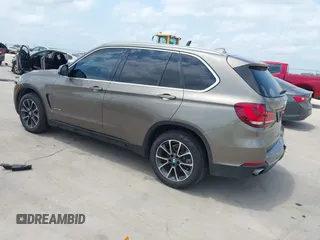 2017 BMW X5 sDrive35i z VIN 5UXKR2C54H0U20033, wystawiony jako IAAI lot #42283458 z przebiegiem 135 869 mil mil oraz . Historia ofert i sprzedaży dostępna na DreamBid. Obrazek 3.