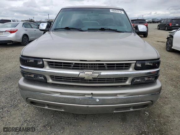 2001 Chevrolet Silverado 1500 LS with VIN 2GCEC19V411388891, listed as a Copart auction lot 48082215 with 178,973 mi miles and Salvage Title. Bid and sale history available at carsss.com. Image 5.