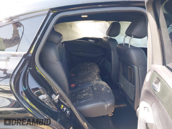 2019 Mercedes-Benz GLE 43 AMG z VIN 4JGED6EB2KA152510, wystawiony jako IAAI lot #41991265 z przebiegiem 34 470 mil mil oraz . Historia ofert i sprzedaży dostępna na DreamBid. Obrazek 8.