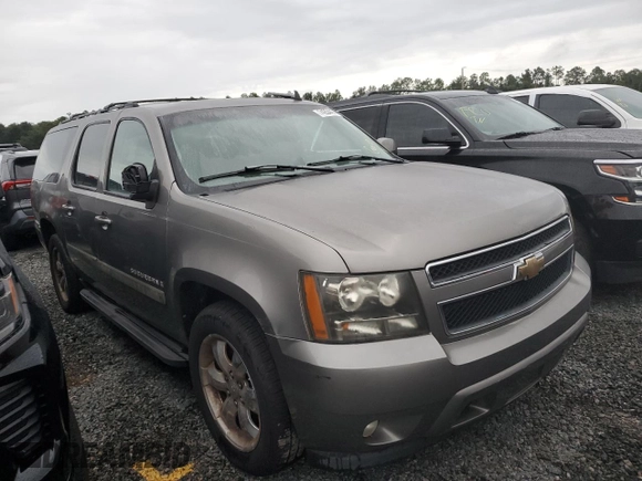 2007 Chevrolet Suburban LS with VIN 1GNFC16J17R277745, listed as a Copart auction lot 74204474 with 0 mi miles and Salvage Title. Bid and sale history available at carsss.com. Image 4.