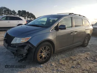 2011 Honda Odyssey EX-L with VIN 5FNRL5H68BB068345, listed as a Copart auction lot 44045635 with 181,164 mi miles and Salvage Title. Bid and sale history available at carsss.com. Image 1.