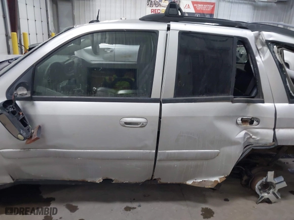 2005 Chevrolet TrailBlazer LT with VIN 1GNDT13SX52357796, listed as a IAAI auction lot 41510963 with 218,766 mi miles. Bid and sale history available at carsss.com. Image 14.