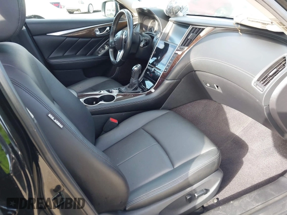 2018 Infiniti Q50 Sport with VIN JN1EV7AP6JM366702, listed as a IAAI auction lot 41852058 with 60,472 mi miles and . Bid and sale history available at carsss.com. Image 5.