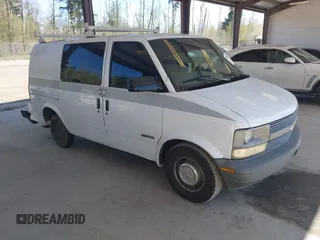1997 Chevrolet Astro Cargo Van with VIN 1GCDM19W3VB162090, listed as a IAAI auction lot 42019388 with 238,724 mi miles. Bid and sale history available at carsss.com. Image 1.