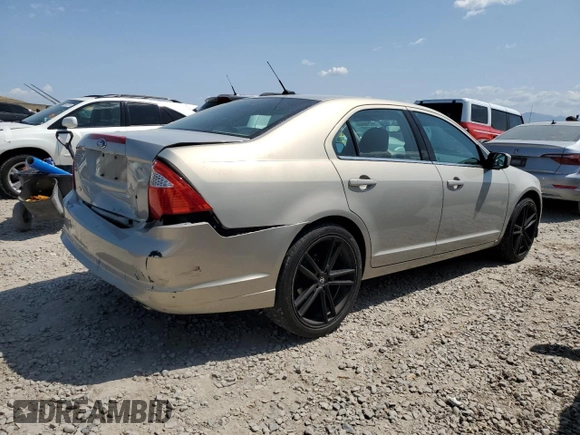 2010 Ford Fusion SE z VIN 3FAHP0HA7AR287260, wystawiony jako Copart lot #59298685 z przebiegiem 231 642 mil mil oraz Szkoda całkowita • Salvage title. Historia ofert i sprzedaży dostępna na DreamBid. Obrazek 3.